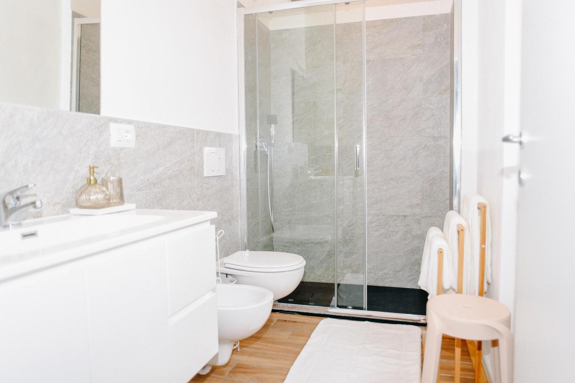 Lora Rose Suite ,Free Parking, Self Check In,2 Como Zewnętrze zdjęcie